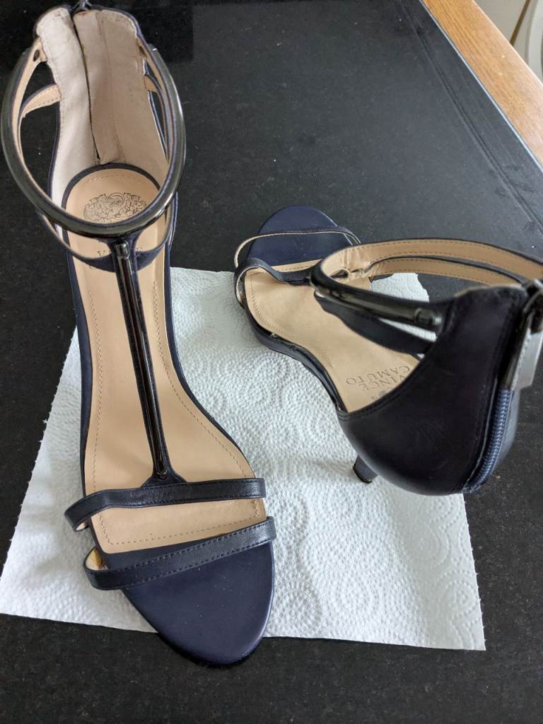 Vince Camuto Navy Blue Leather Heels – As Good As New