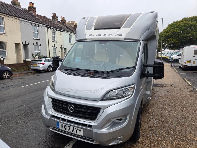 Laika Kreos 3008 Automatic , French Bed , 4 belts 4 berth DIESEL 2017/17
