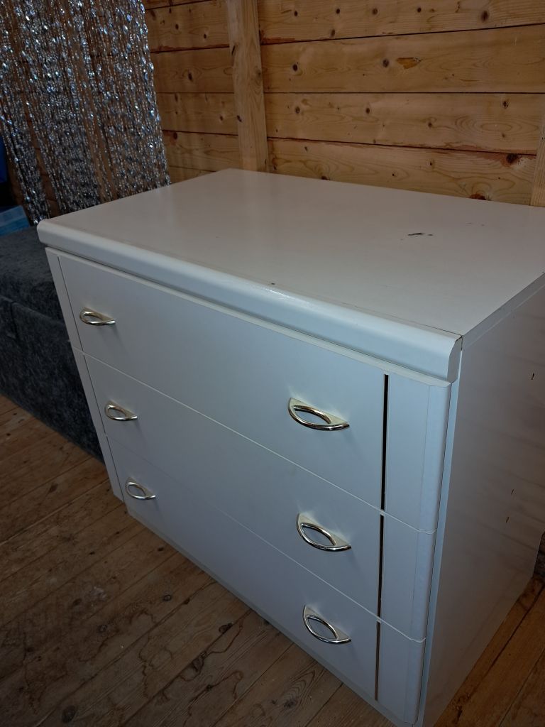 Cream Wooden Chest of 3 Drawers