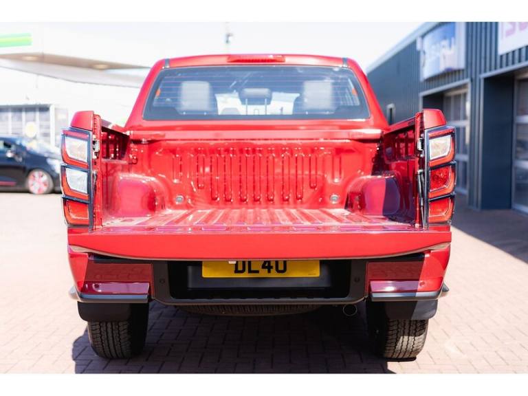  Isuzu D-Max DL40 Dcb Pick Up Diesel Manual