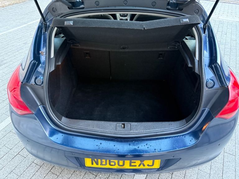 Vauxhall, ASTRA, AUTOMATIC, 2010, 1 Year MOT
