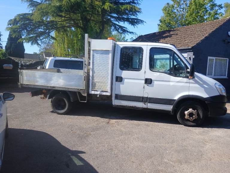 Iveco Tipper Crew Van