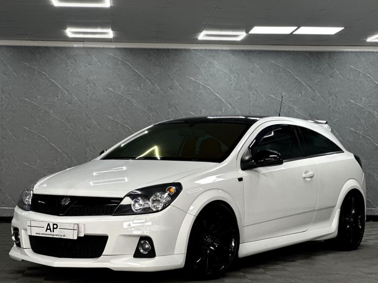 2010 Vauxhall Astra 2.0T 16V VXR Arctic 3dr HATCHBACK Petrol Manual