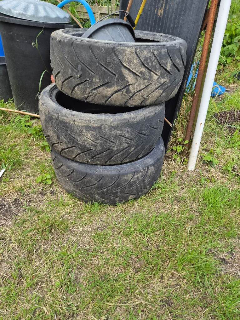 3 tyres