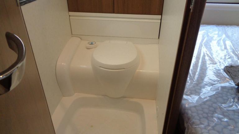 Hobby Prestige 720 UKFe 7 BERTH,FIXED BED,FIXED BUNK BEDS IN VERY NICE C... 2019