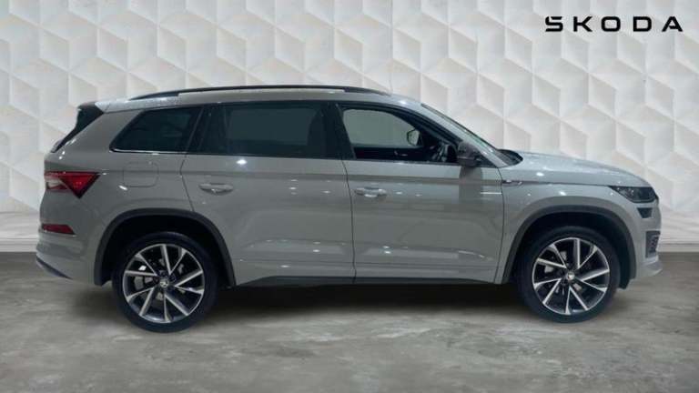 2022 Skoda Kodiaq 1.5 TSI Sport Line 5dr DSG [7 Seat] Automatic Estate Petrol Automatic