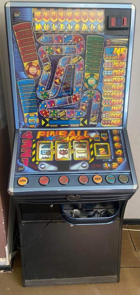 Pinball machine 
