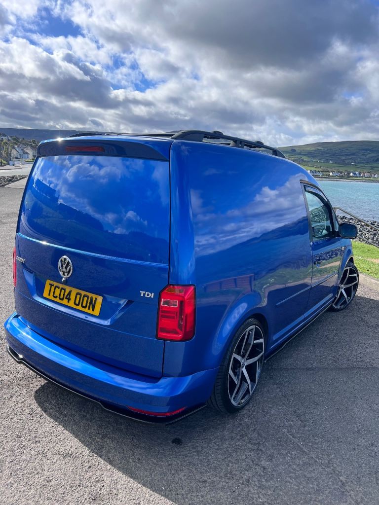 Caddy van