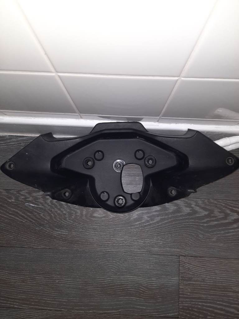 image for Cbr 125 r Speedometer cowl