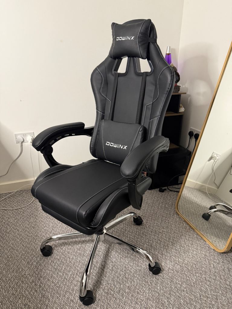 Downinx gaming / office swivel chair