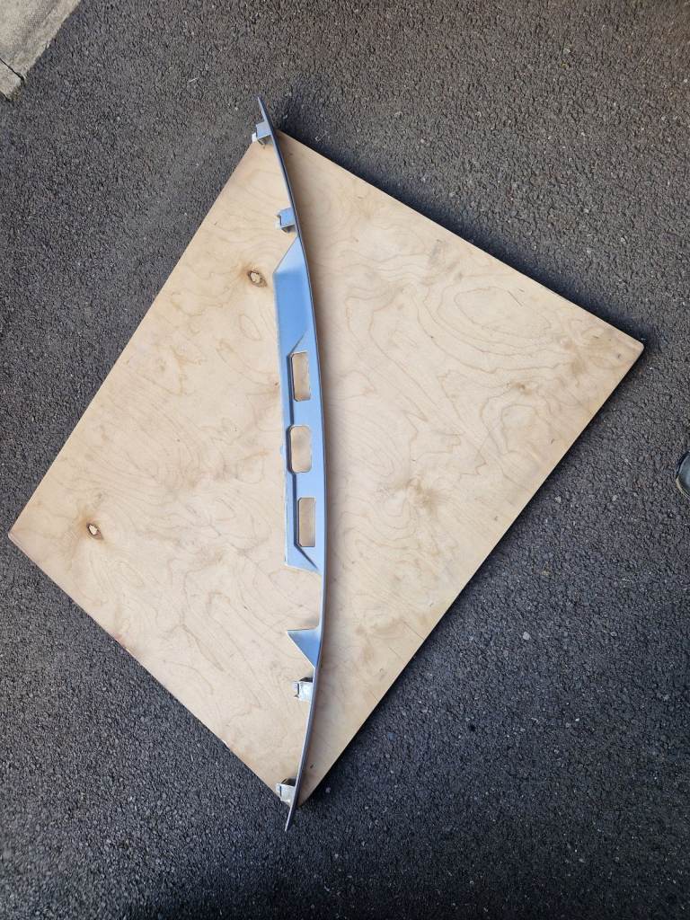 RANGE ROVER Tailgate Trim Panel L494 CK1UA40406