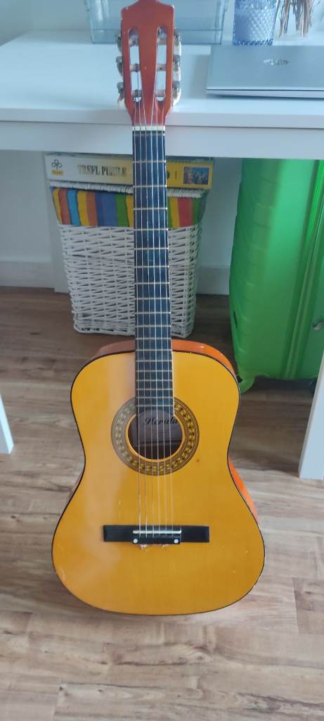John Hornby Skewes & Co. Herald HL34 guitar.