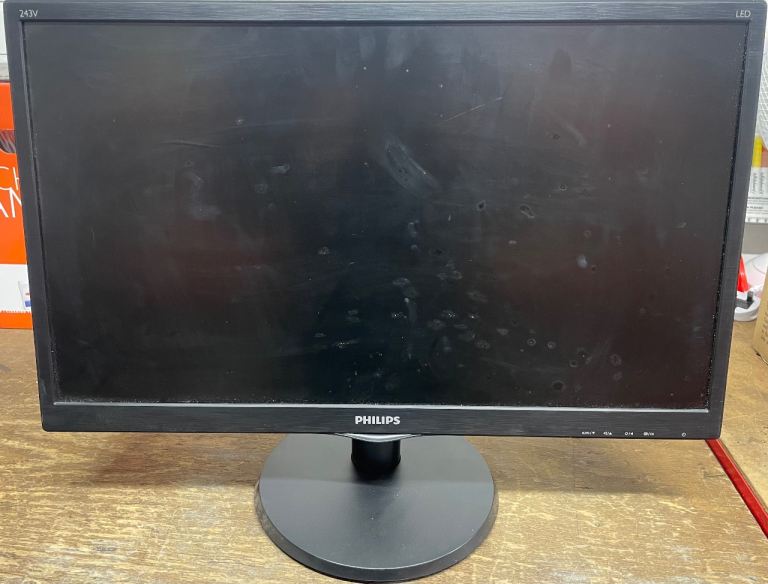 24” Philips computer screen