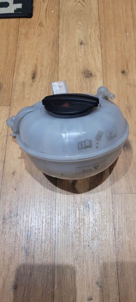 VW Coolant Expansion Tank