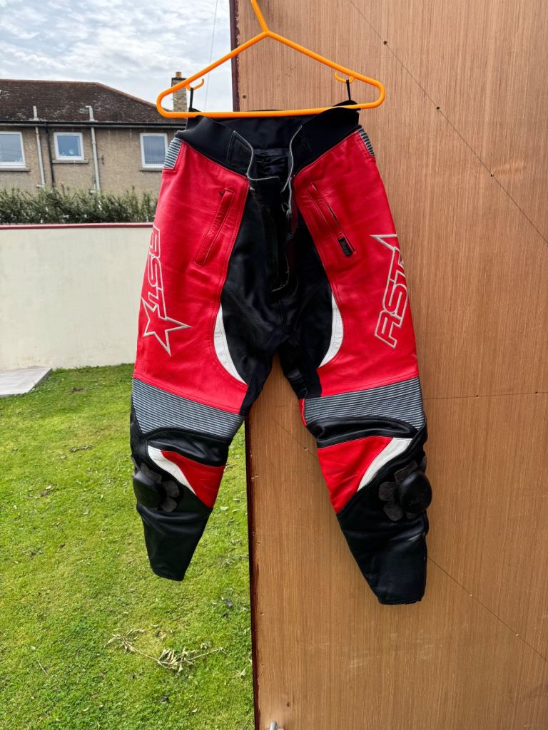 Men’s leather motor bike trousers 