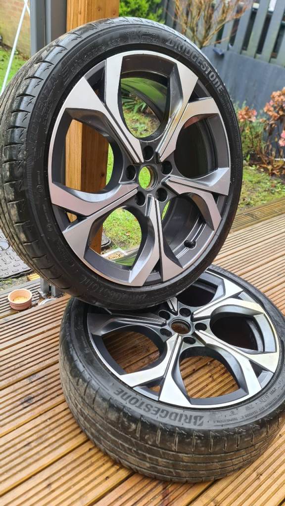 SKODA OCTAVIA RS ELIAS GREY 19" ALLOY WHEELS  7.5J ET48 OEM 5E3601025BH X2 2025