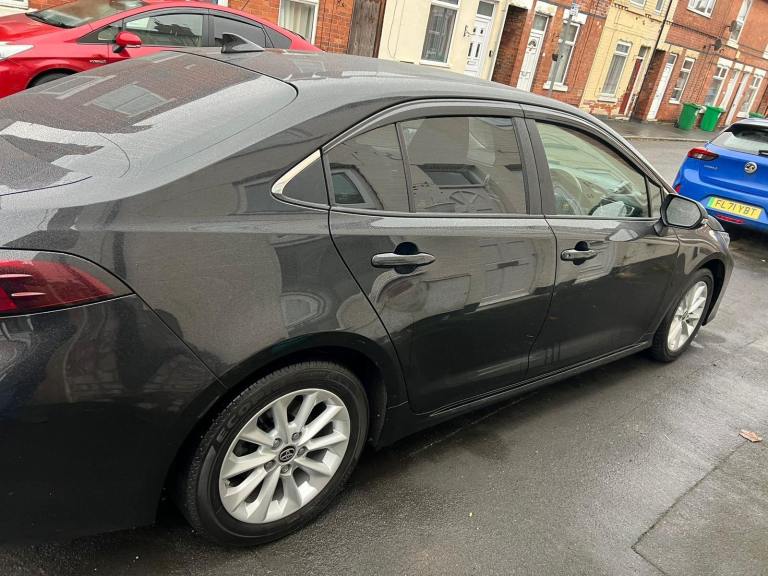 Toyota, COROLLA, Saloon, 2022, Other, 1798 (cc), 4 doors