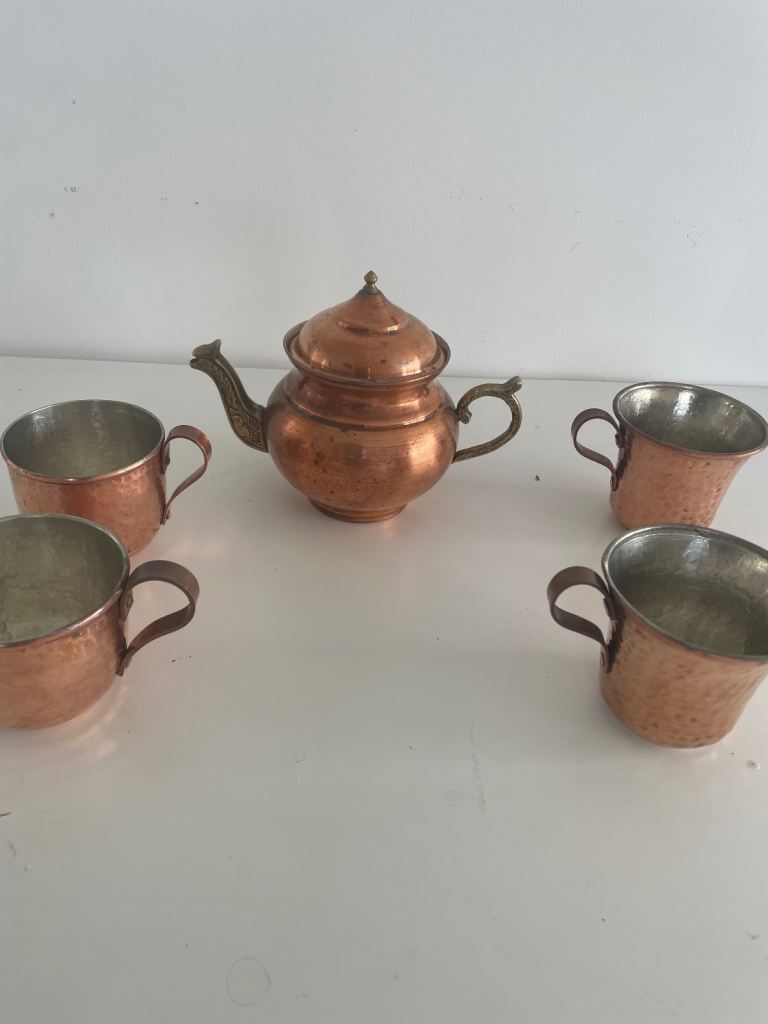 Turkish tea set £7 