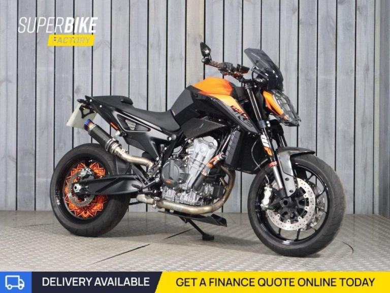 2023 23 KTM 890 DUKE