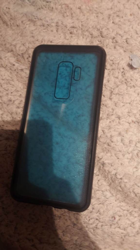 Black S9 + magnetic phone case