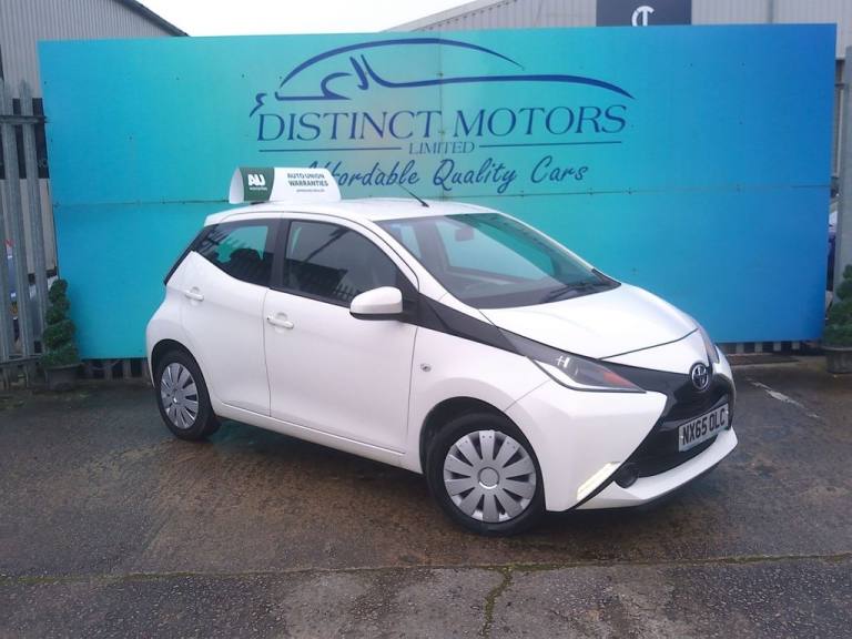 2015 Toyota AYGO 1.0 VVT-i x-play Hatchback 5dr Petrol Manual Euro 5 Euro 5 (68 ps) Hatchback Pet...