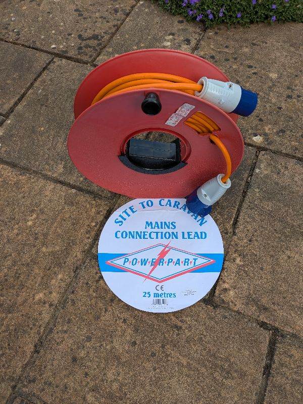 Heavy duty caravan hook up cable