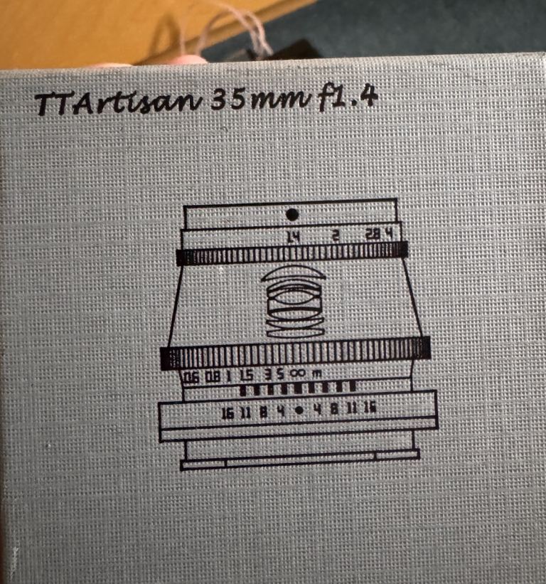 TTArtisan 35 mm f1.4 for Fuji mount