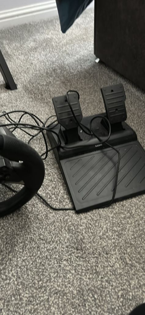 Pe steering wheel and stand 