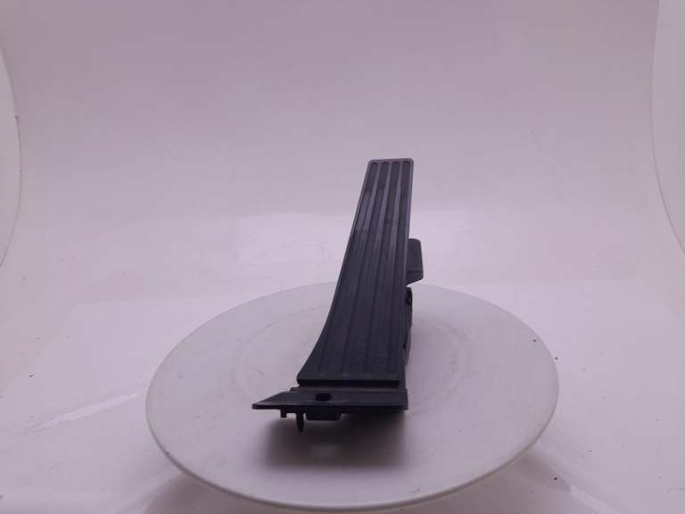 Bmw 1 Series Throttle Accelerator Pedal 2015-2019
