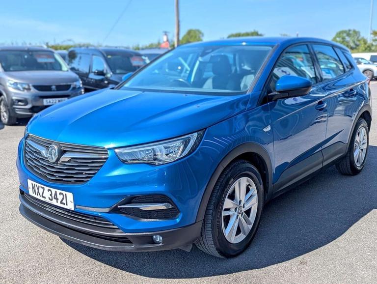 2019 Vauxhall Grandland X 1.2 Turbo SE 5dr HATCHBACK Petrol Manual