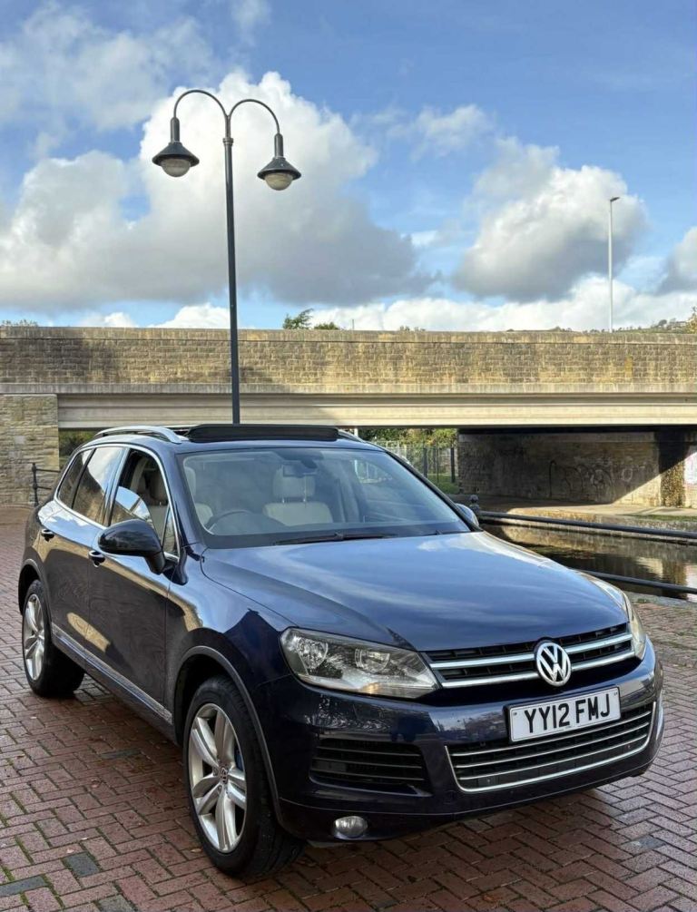 Volkswagen, TOUAREG, Estate, 2012, Semi-Auto, 2967 (cc), 5 doors