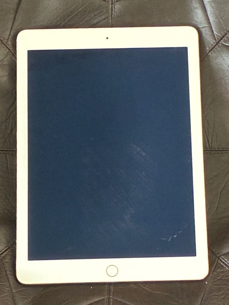 Rose gold iPad Air 2