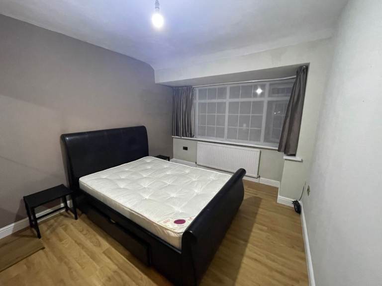 Double Room to Rent