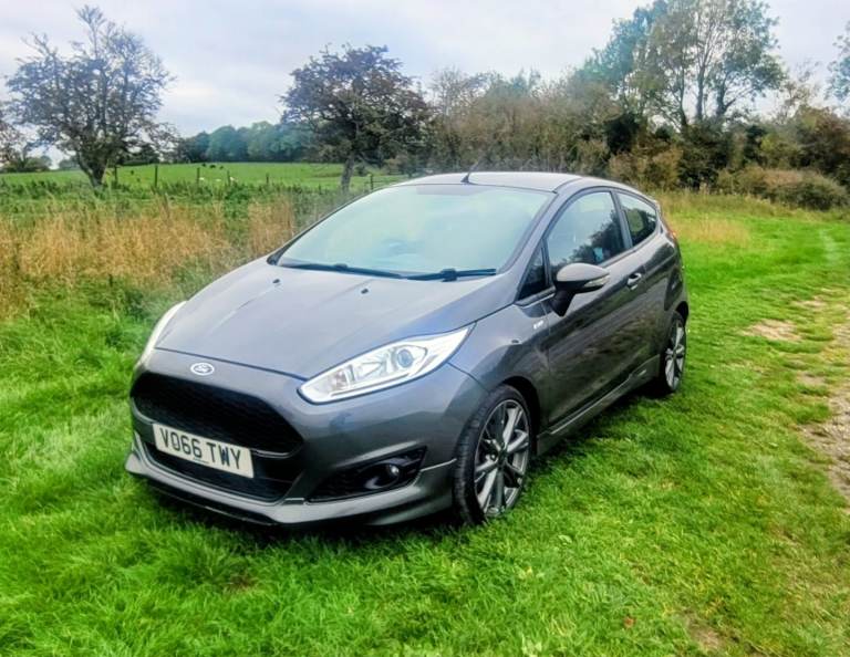 Ford, FIESTA, Hatchback, 2016, Manual, 998 (cc), 3 doors