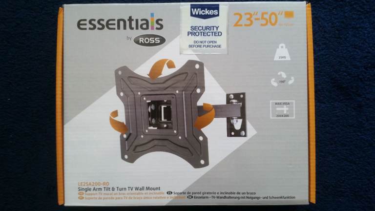 Essentials by Ross Single Arm Tilt & Turn TV Wall Mount LE2SA200-RO