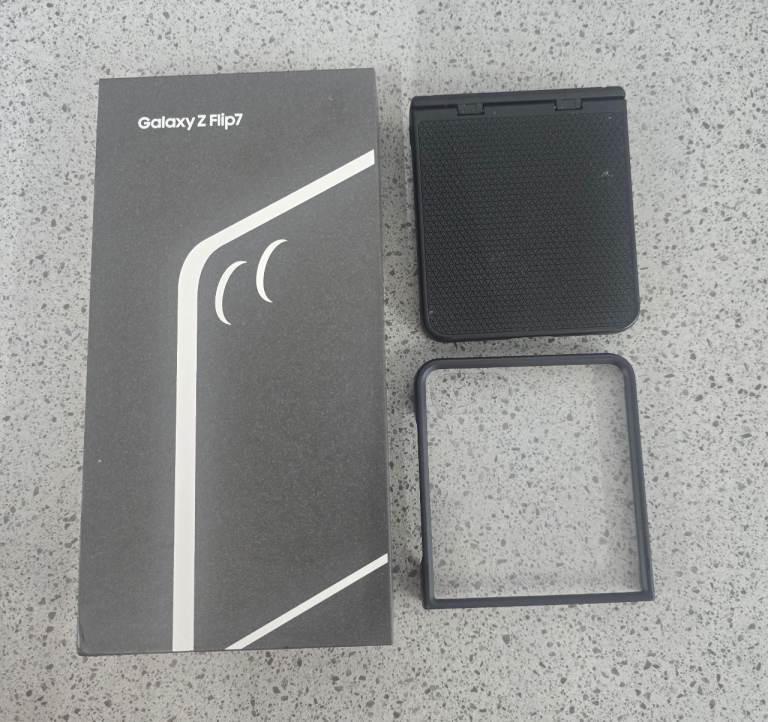 Samsung Galazy Z Flip 7 