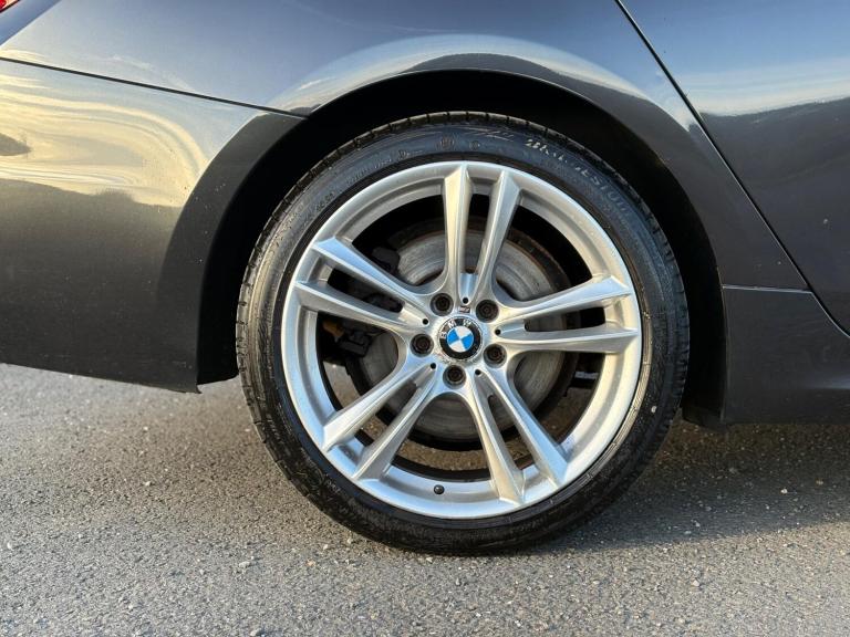 2014 BMW 5 Series 530d M Sport 5dr Step Auto HATCHBACK DIESEL Automatic