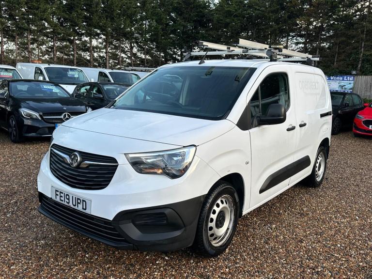 2019 Vauxhall Combo 2300 1.6 Turbo D 100ps H1 Edition Van PANEL VAN DIESEL Manual