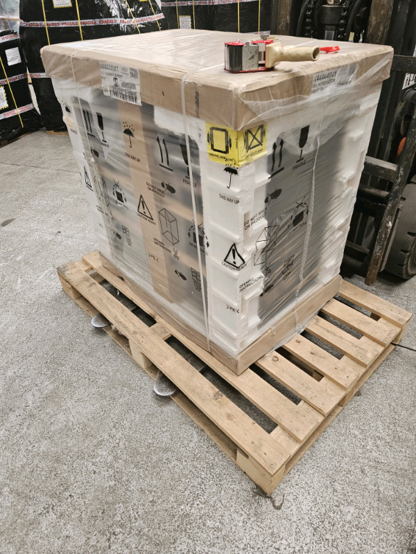 Brand new! Belling Kensington 90 dft Black cooker 