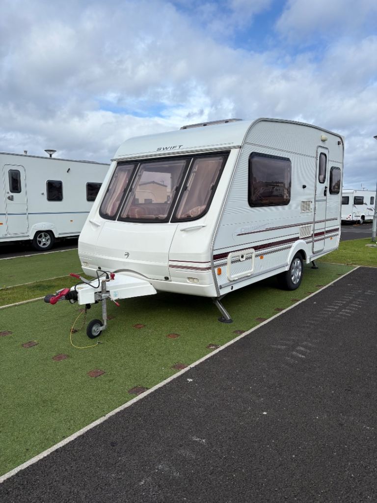Swift challenger caravan 