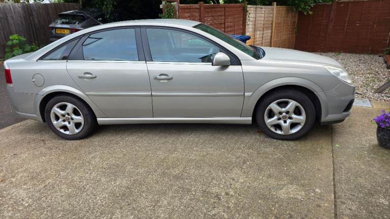 Vauxhall, VECTRA, Hatchback, 2008, Manual, 1796 (cc), 5 doors
