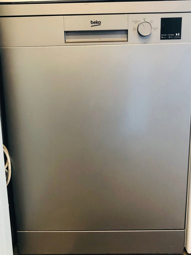 🚚 beko full size dishwasher in top condition can deliver £130