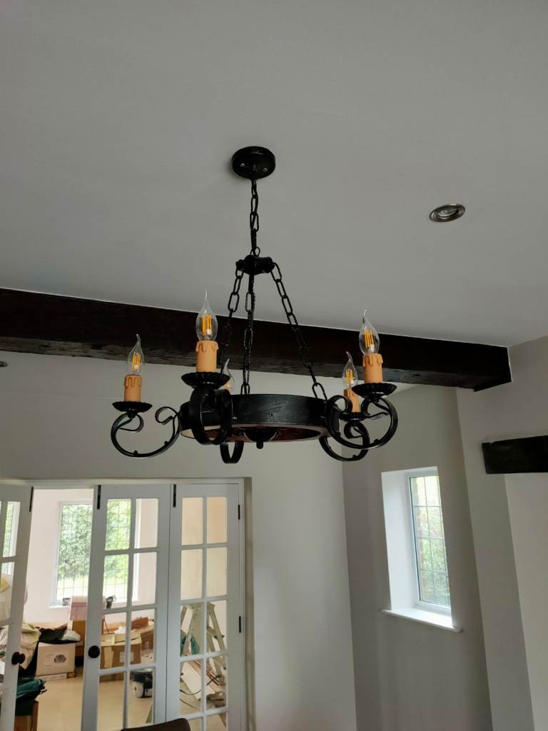 Six lights Chandelier, classic and lovely