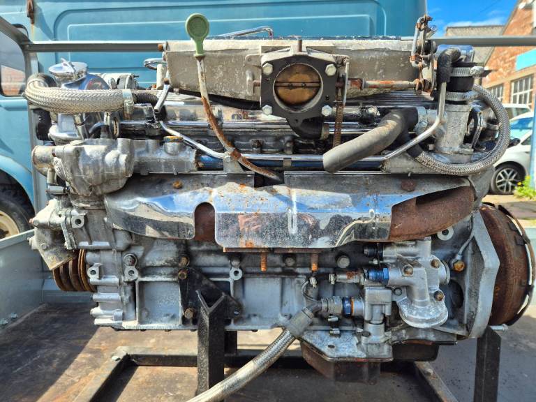 Jaguar V12 engine