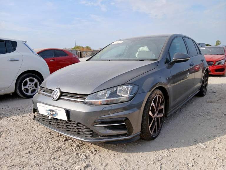 BREAKING VOLKSWAGEN GOLF 1.5 PETROL 2018 STOCK NUMBER BC70