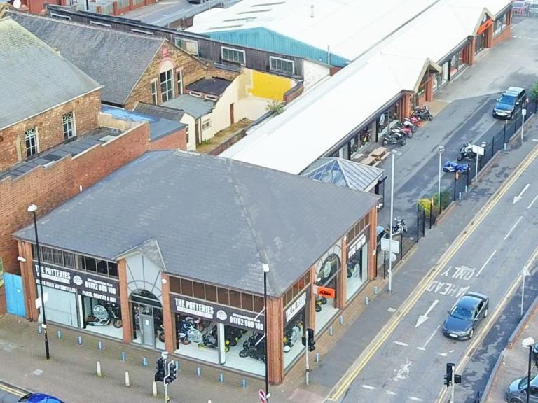 Royal Enfield Interceptor 650 down town drag MASSIVE SAVING ON RRP pre-reg