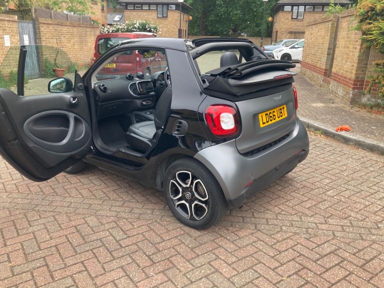 Smart Fortwo Prime Premium automatic petrol convertible.