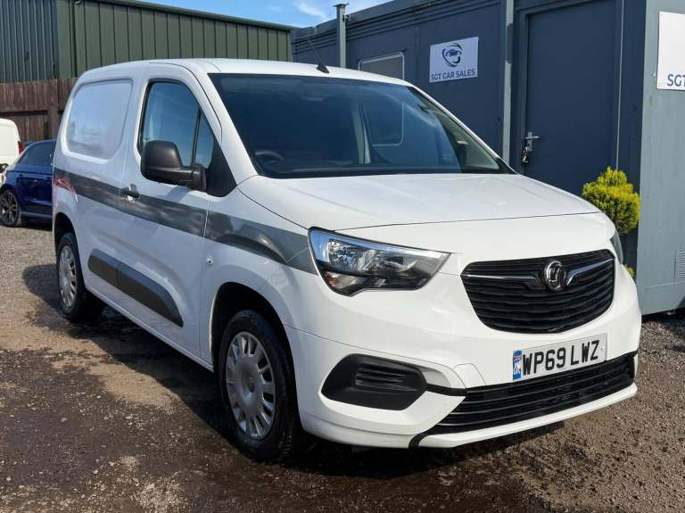 2019 Vauxhall Combo 1.6 Turbo D 2300 Sportive L1 H1 Euro 6 (s/s) 4dr Panel Van Diesel Manual