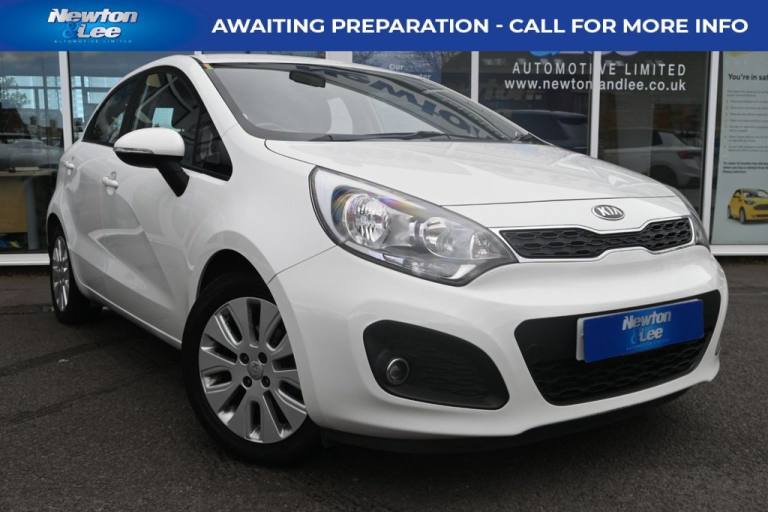 2014 Kia Rio 1.25 2 Hatchback 5dr Petrol Manual Euro 5 (84 bhp) Hatchback Petrol Manual