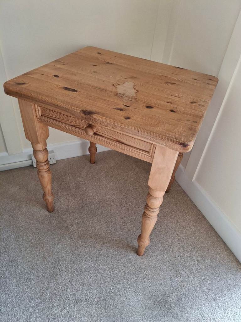Small Pine table with drawer